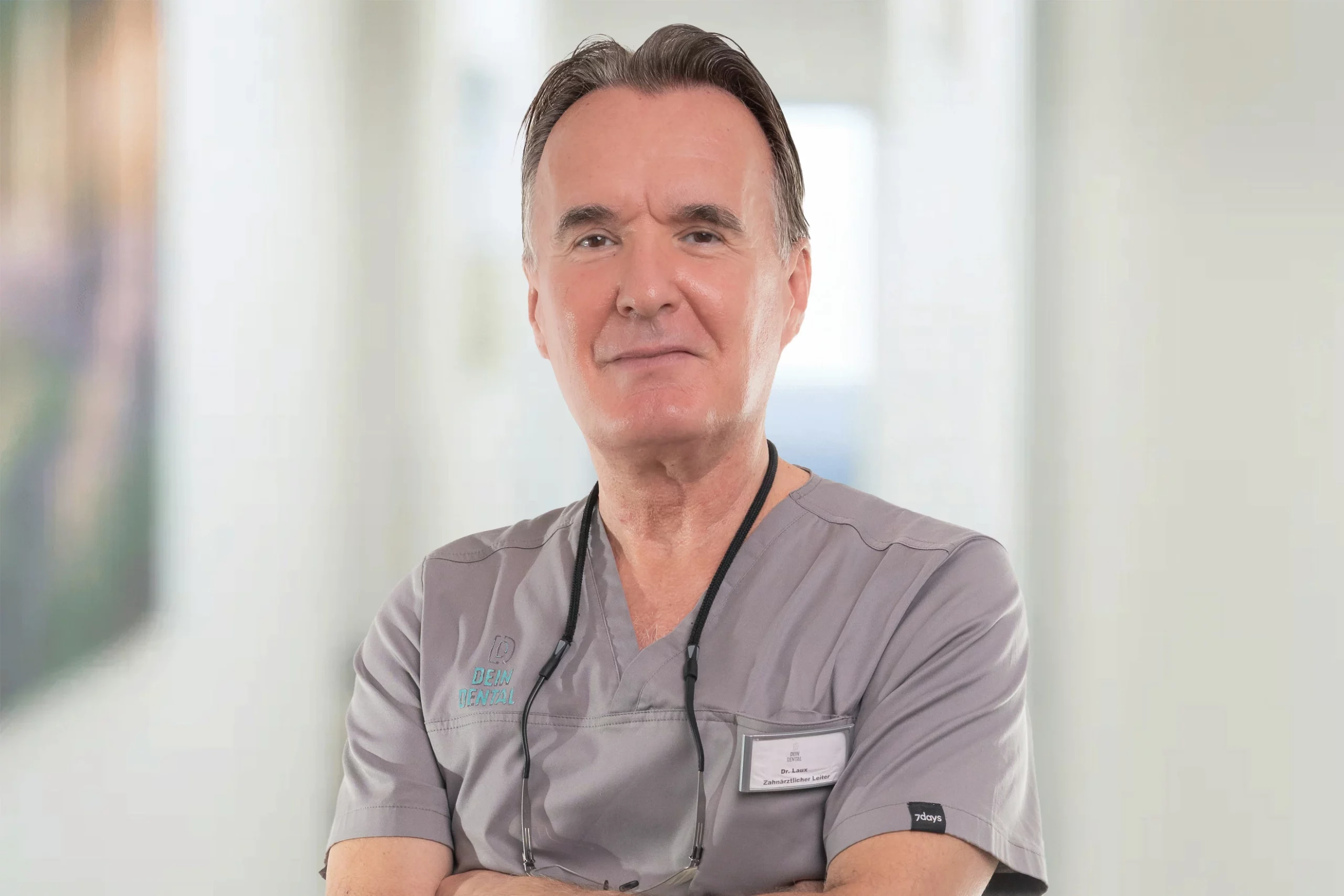 Dr./Univ. Sarajevo Thomas Laux – Zahnarzt bei DEIN DENTAL Augsburg
